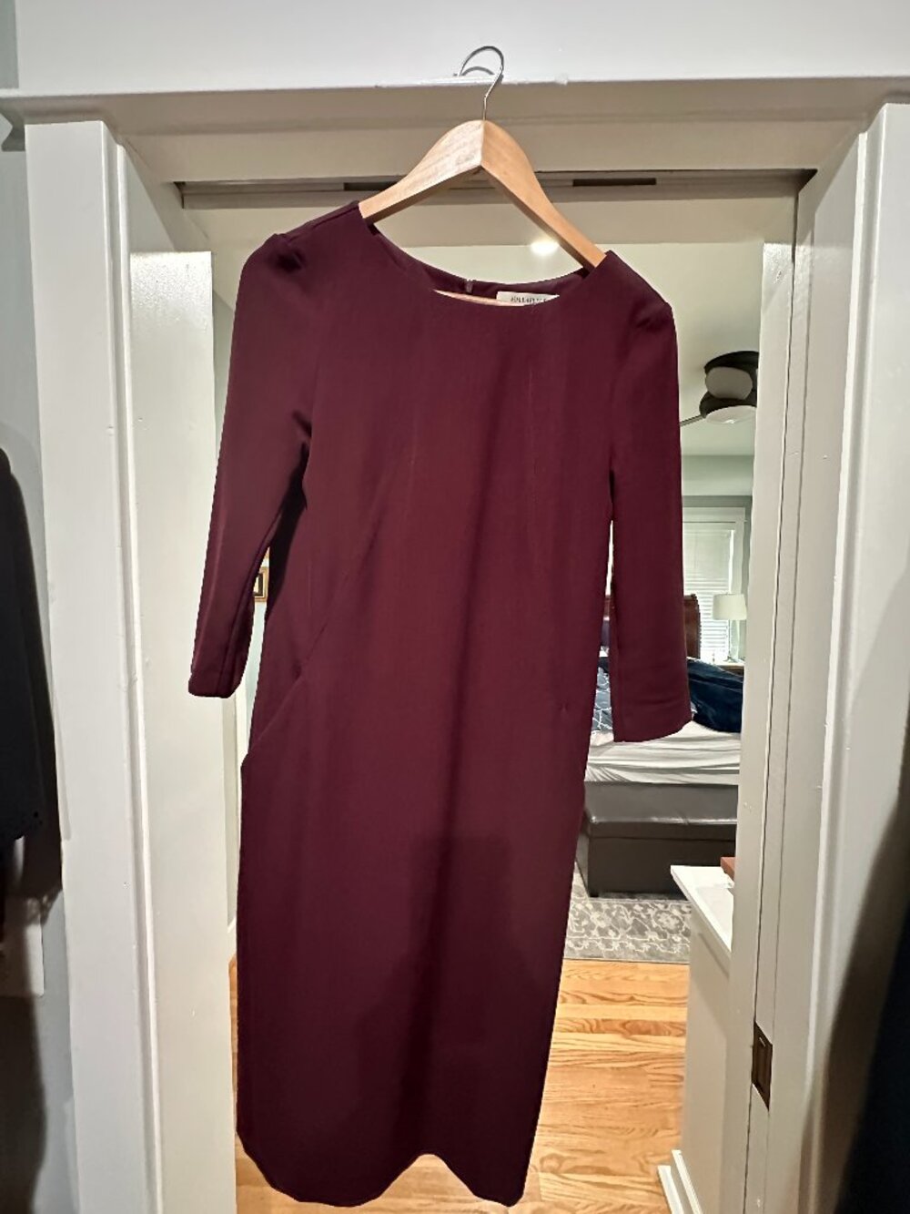 MM.LaFleur Burgundy Sheath Dress 3/4 Sleeve Workwear – Size 6